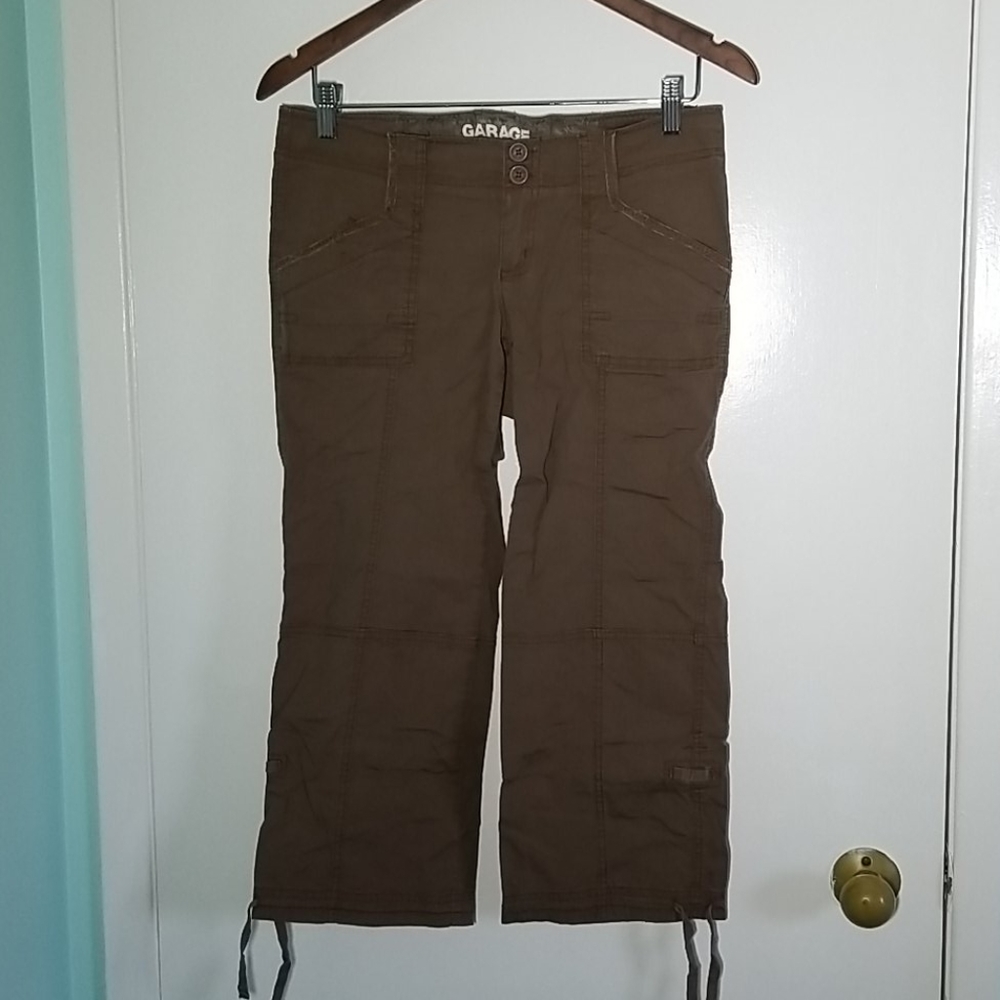 Cropped pants